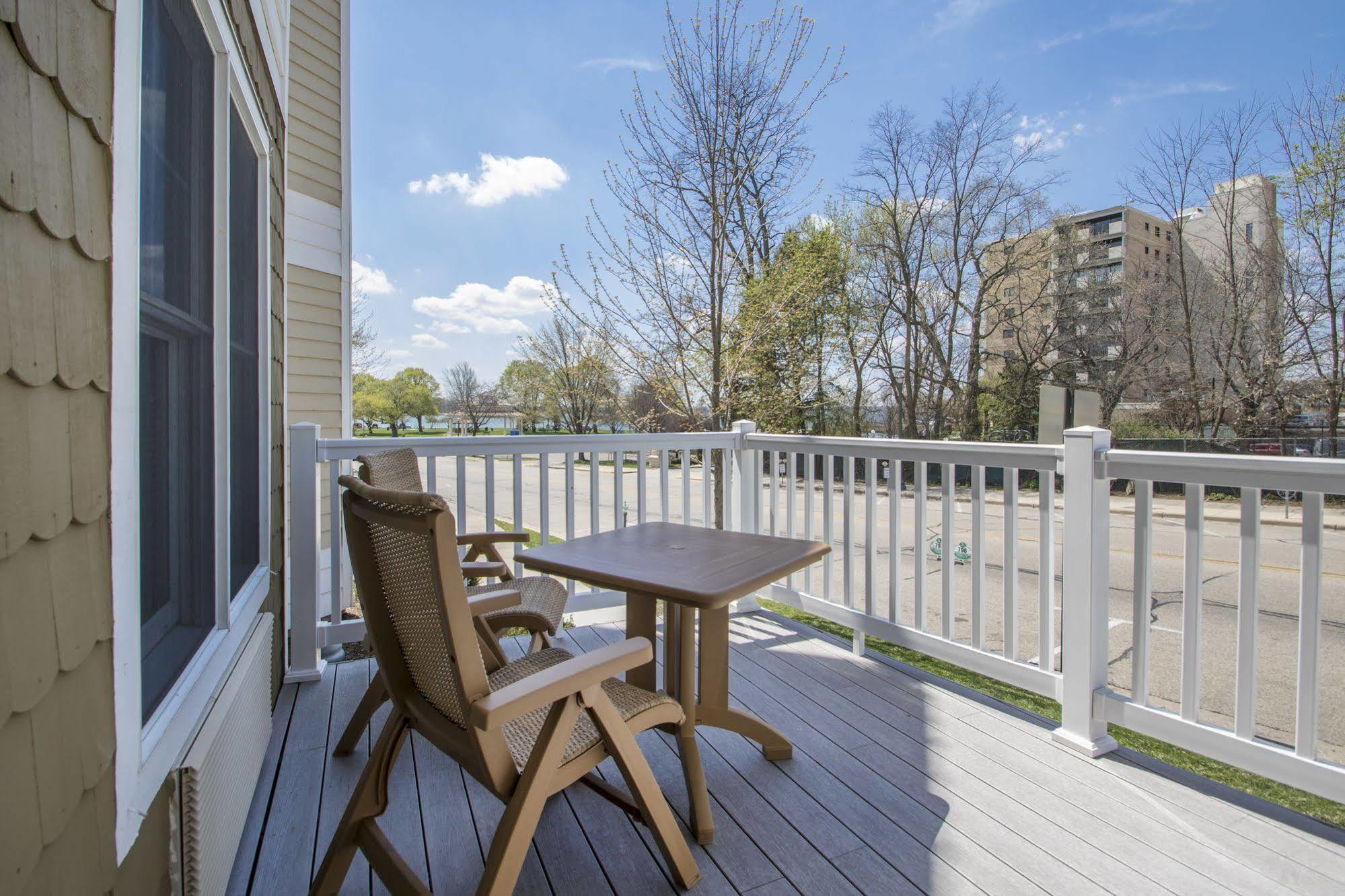 Mill Creek Hotel Lake Geneva Exterior foto